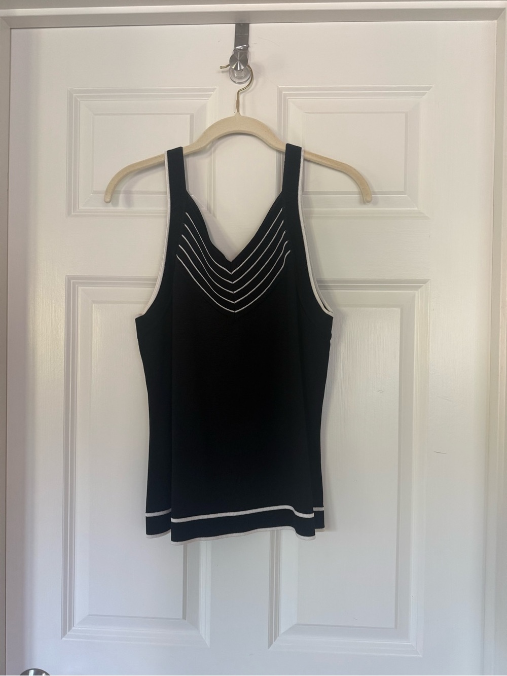 Jones New York Black Tank with White Trim